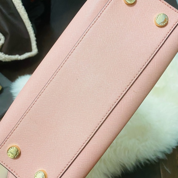 MK bag, classic style. Used but in good condition - Picture 3 of 3